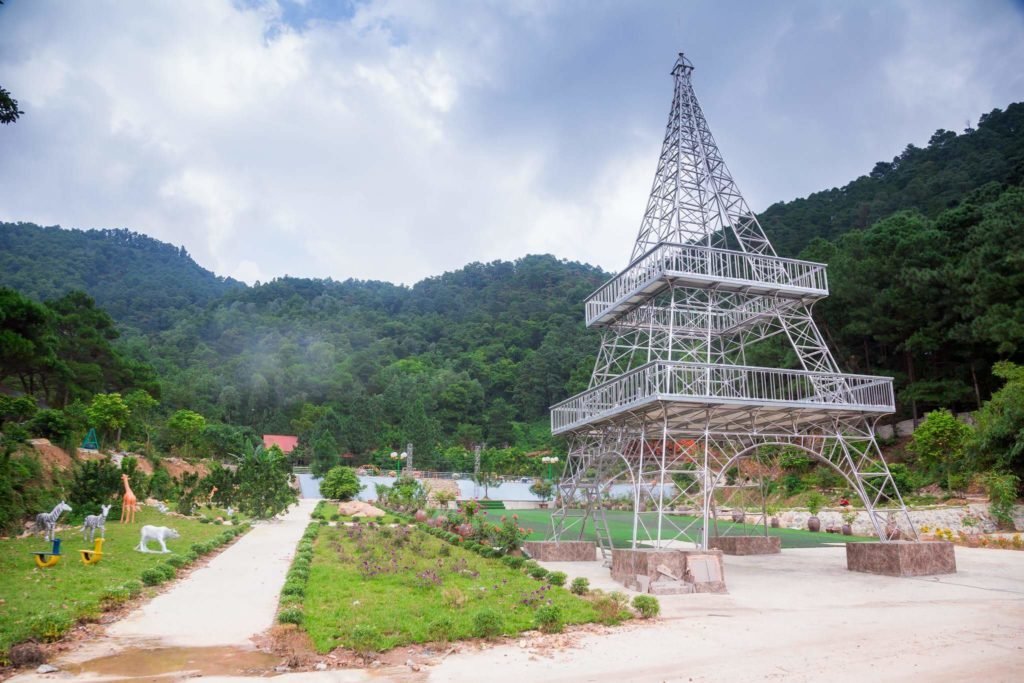 Du lịch bụi ở Thiên Phú Lâm