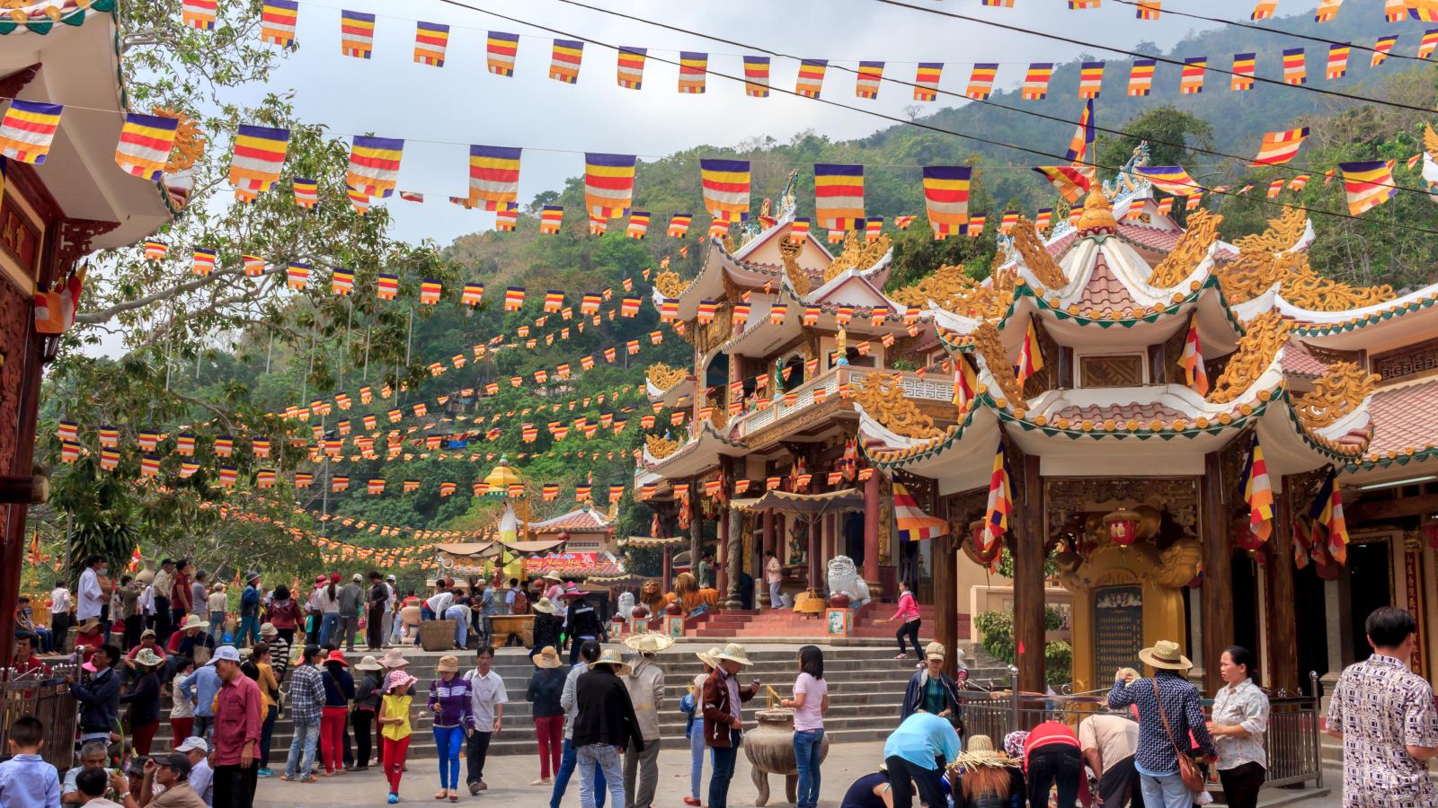 4 ngôi chùa hành hương dịp tết Nguyên đán may mắn, phát tài - Du lịch Việt Nam - chùa Bà Châu Đốc chùa Bà Đen Chùa Bái Đính chùa hành hương dịp tết chùa Yên Tử Du lịch Ninh Bình ngôi chùa hành hương dịp tết 4 ngôi chùa hành hương dịp tết Nguyên đán may mắn, phát tài - Du lịch Việt Nam - chùa Bà Châu Đốc chùa Bà Đen Chùa Bái Đính chùa hành hương dịp tết chùa Yên Tử Du lịch Ninh Bình ngôi chùa hành hương dịp tết