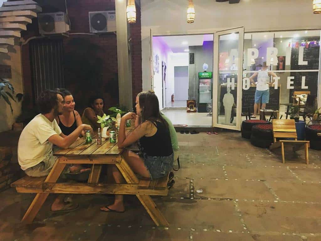 4 homestay ở Huế đẹp và cực chất khiến khách xao xuyến - Du lịch Việt Nam - April Hostel Deja Vu Homestay du lịch Huế homestay đẹp homestay ở Huế Mosaic Garden Homestay Shmily Homestay 4 homestay ở Huế đẹp và cực chất khiến khách xao xuyến - Du lịch Việt Nam - April Hostel Deja Vu Homestay du lịch Huế homestay đẹp homestay ở Huế Mosaic Garden Homestay Shmily Homestay