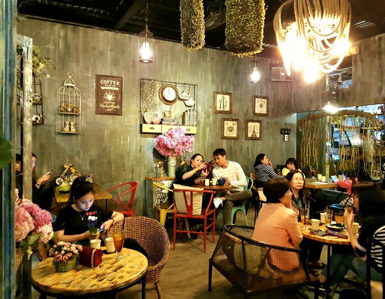 4 quán cà phê đẹp ở Nha Trang níu chân du khách - Du lịch Việt Nam - Cộng Caphe du lịch Nha Trang Jungle Coffee Quán cà phê đẹp quán cà phê đẹp ở Nha Trang Runam Bistro Cafe Tiệm Cà Phê 4 quán cà phê đẹp ở Nha Trang níu chân du khách - Du lịch Việt Nam - Cộng Caphe du lịch Nha Trang Jungle Coffee Quán cà phê đẹp quán cà phê đẹp ở Nha Trang Runam Bistro Cafe Tiệm Cà Phê