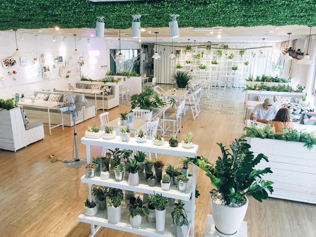 4 quán cà phê đẹp ở Hà Nội thu hút mọi du khách - Du lịch Việt Nam - du lịch Hà Nội Eden coffee Jouri Dessert & Tea Lofita Cafe quán cà phê đẹp ở Hà Nội quán cà phê ở Hà Nội Trill Group 4 quán cà phê đẹp ở Hà Nội thu hút mọi du khách - Du lịch Việt Nam - du lịch Hà Nội Eden coffee Jouri Dessert & Tea Lofita Cafe quán cà phê đẹp ở Hà Nội quán cà phê ở Hà Nội Trill Group