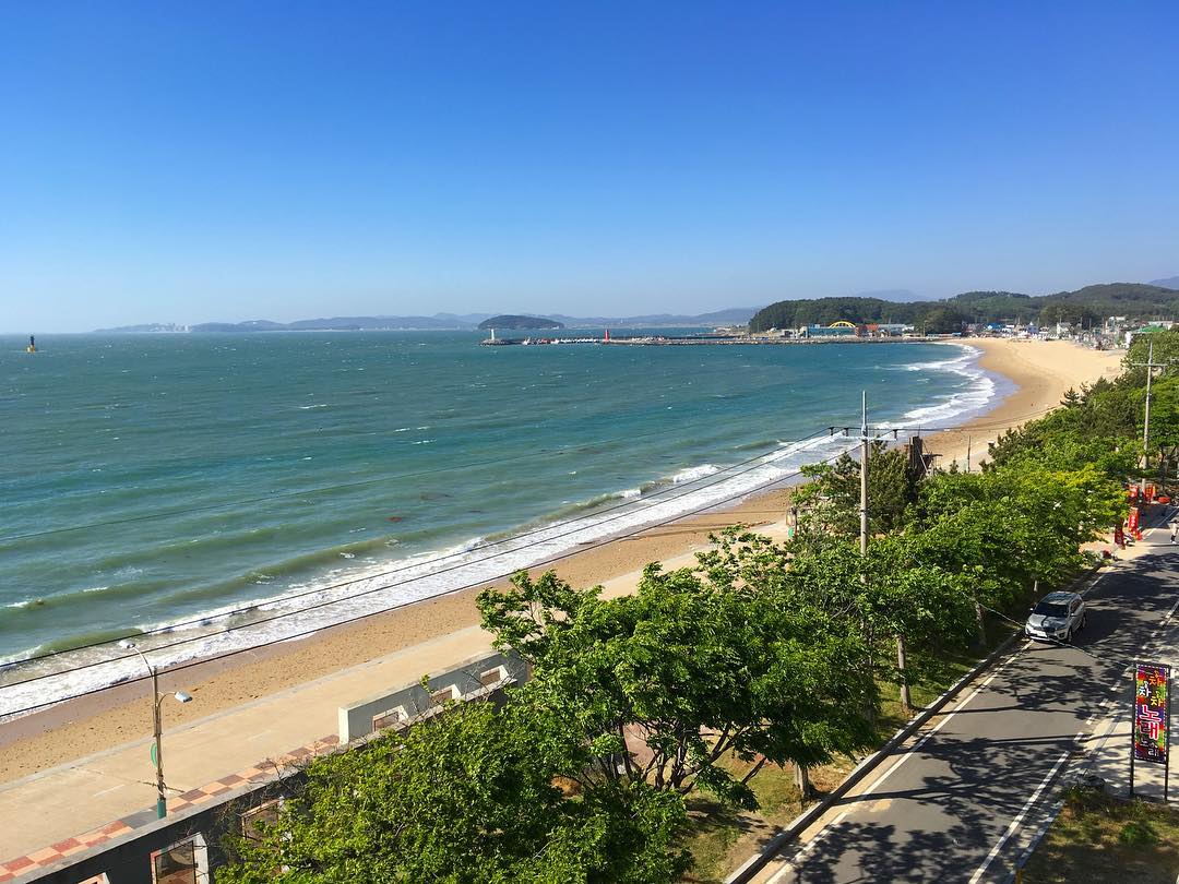5 bãi biển đẹp ở Hàn Quốc hút khách cho hè này - Du Lịch Châu Á - bãi biển đẹp ở Hàn Quốc Bãi biển Eurwangni bãi biển Gyeongpo Bãi biển Muchangpo Bãi biển Sokcho du lịch hàn quốc 5 bãi biển đẹp ở Hàn Quốc hút khách cho hè này - Du Lịch Châu Á - bãi biển đẹp ở Hàn Quốc Bãi biển Eurwangni bãi biển Gyeongpo Bãi biển Muchangpo Bãi biển Sokcho du lịch hàn quốc