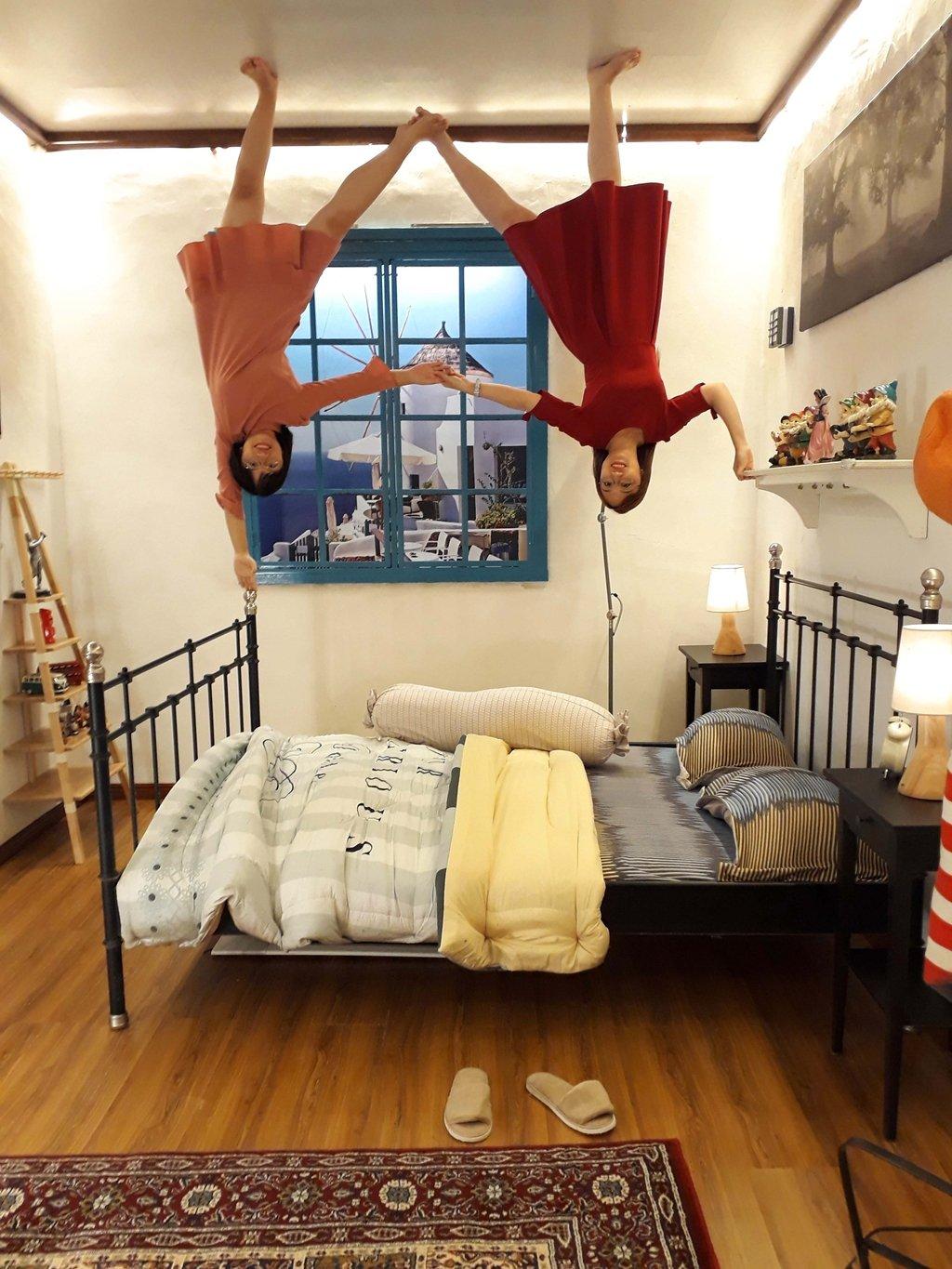 5 địa điểm du lịch Penang (Malaysia) cực thú vị và độc đáo - Du Lịch Châu Á - Bảo tàng Upside Down Biệt thự Pinang Peranakan Mansion Du lịch Malaysia địa điểm du lịch Penang Khu phố cổ George Town Toà lâu đài Cheong Fatt Tze Tòa nhà Komtar 5 địa điểm du lịch Penang (Malaysia) cực thú vị và độc đáo - Du Lịch Châu Á - Bảo tàng Upside Down Biệt thự Pinang Peranakan Mansion Du lịch Malaysia địa điểm du lịch Penang Khu phố cổ George Town Toà lâu đài Cheong Fatt Tze Tòa nhà Komtar