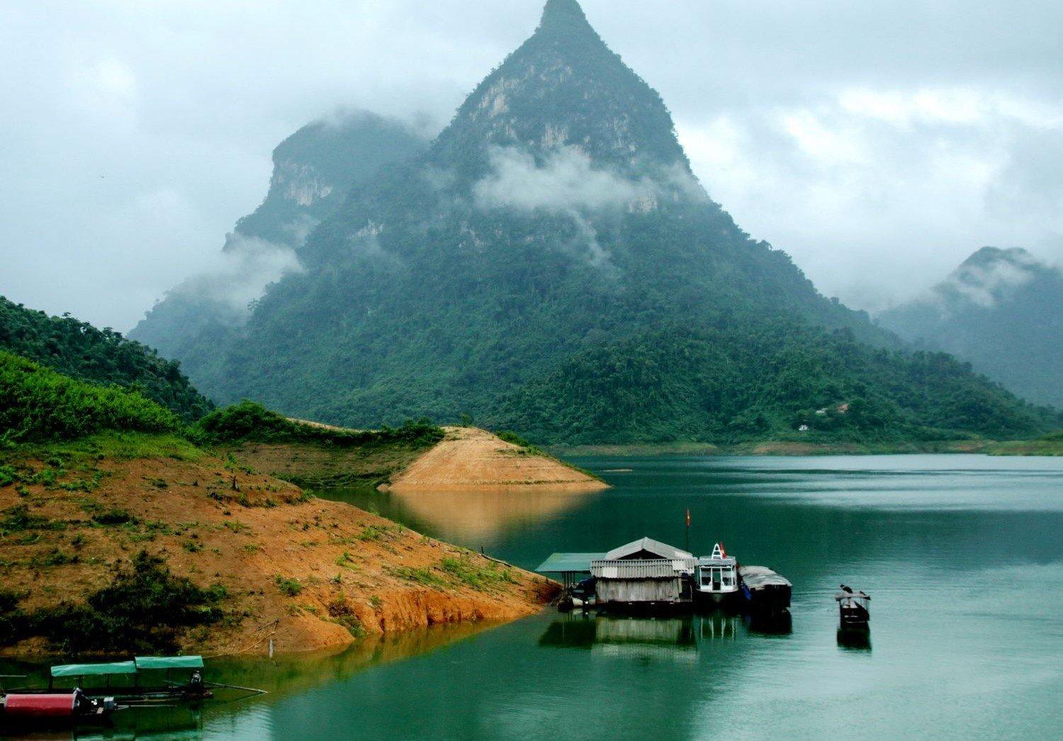 5 địa điểm du lịch Tuyên Quang nổi tiếng hấp dẫn mọi du khách - Du lịch Việt Nam - du lịch Du lịch Tuyên Quang địa điểm du lịch Tuyên Quang hồ Na Hang Khu di tích Tân Trào suối khoáng Mỹ Lâm Thác Bản Ba thác Mơ 5 địa điểm du lịch Tuyên Quang nổi tiếng hấp dẫn mọi du khách - Du lịch Việt Nam - du lịch Du lịch Tuyên Quang địa điểm du lịch Tuyên Quang hồ Na Hang Khu di tích Tân Trào suối khoáng Mỹ Lâm Thác Bản Ba thác Mơ