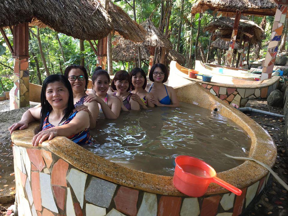 5 địa điểm du lịch Tuyên Quang nổi tiếng hấp dẫn mọi du khách - Du lịch Việt Nam - du lịch Du lịch Tuyên Quang địa điểm du lịch Tuyên Quang hồ Na Hang Khu di tích Tân Trào suối khoáng Mỹ Lâm Thác Bản Ba thác Mơ 5 địa điểm du lịch Tuyên Quang nổi tiếng hấp dẫn mọi du khách - Du lịch Việt Nam - du lịch Du lịch Tuyên Quang địa điểm du lịch Tuyên Quang hồ Na Hang Khu di tích Tân Trào suối khoáng Mỹ Lâm Thác Bản Ba thác Mơ