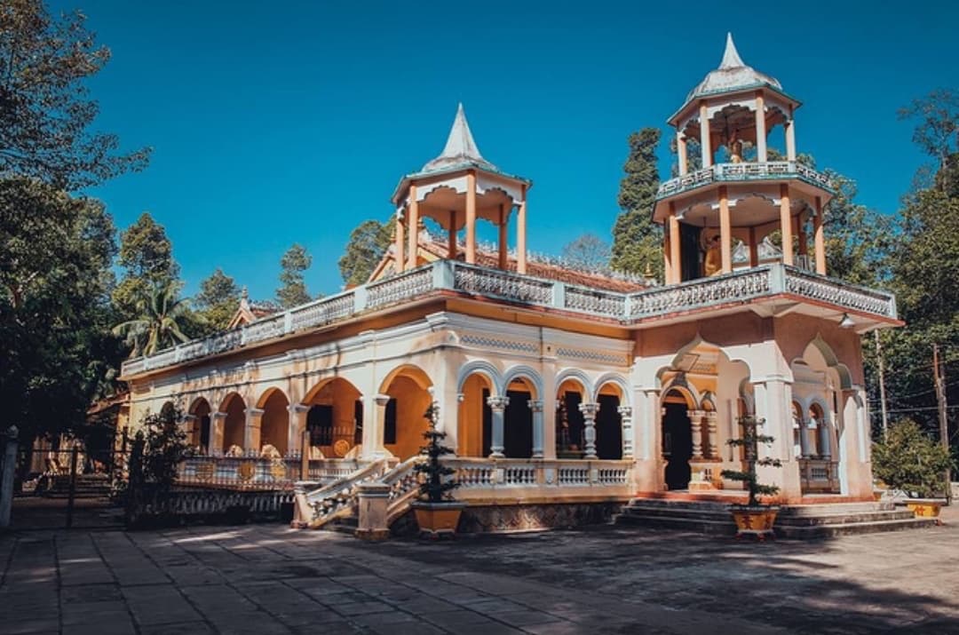 5 ngôi chùa ở An Giang đẹp như tranh vẽ - Du lịch Việt Nam - Chùa Cọc Chùa Giồng Thành Chùa Hàng Còng Chùa Lầu Chùa Núi chùa ở An Giang ngôi chùa ở An Giang 5 ngôi chùa ở An Giang đẹp như tranh vẽ - Du lịch Việt Nam - Chùa Cọc Chùa Giồng Thành Chùa Hàng Còng Chùa Lầu Chùa Núi chùa ở An Giang ngôi chùa ở An Giang