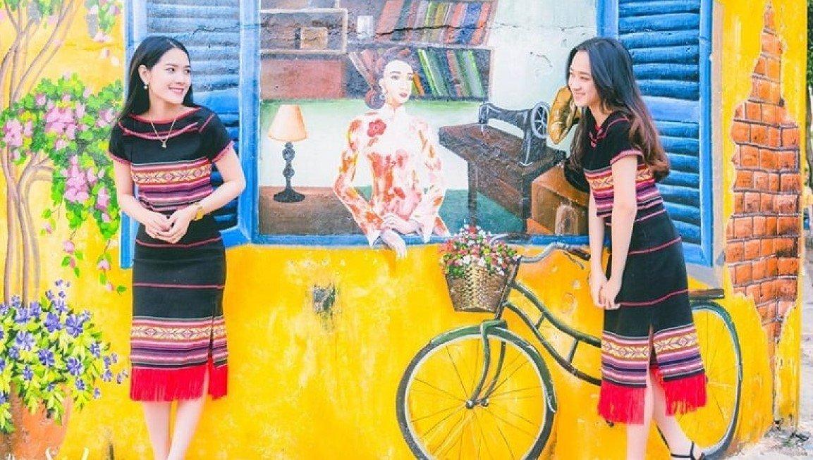 6 địa điểm du lịch Buôn Ma Thuột mới lạ và hấp dẫn - Du lịch Việt Nam - Bảo tàng Đăk Lăk Bảo tàng Thế giới Cà phê du lịch Buôn Ma Thuột địa điểm du lịch Buôn Ma Thuột Đường sách cà phê Khu du lịch Kotam Làng cà phê Trung Nguyên Thác Dray Sap Dray Nur 6 địa điểm du lịch Buôn Ma Thuột mới lạ và hấp dẫn - Du lịch Việt Nam - Bảo tàng Đăk Lăk Bảo tàng Thế giới Cà phê du lịch Buôn Ma Thuột địa điểm du lịch Buôn Ma Thuột Đường sách cà phê Khu du lịch Kotam Làng cà phê Trung Nguyên Thác Dray Sap Dray Nur