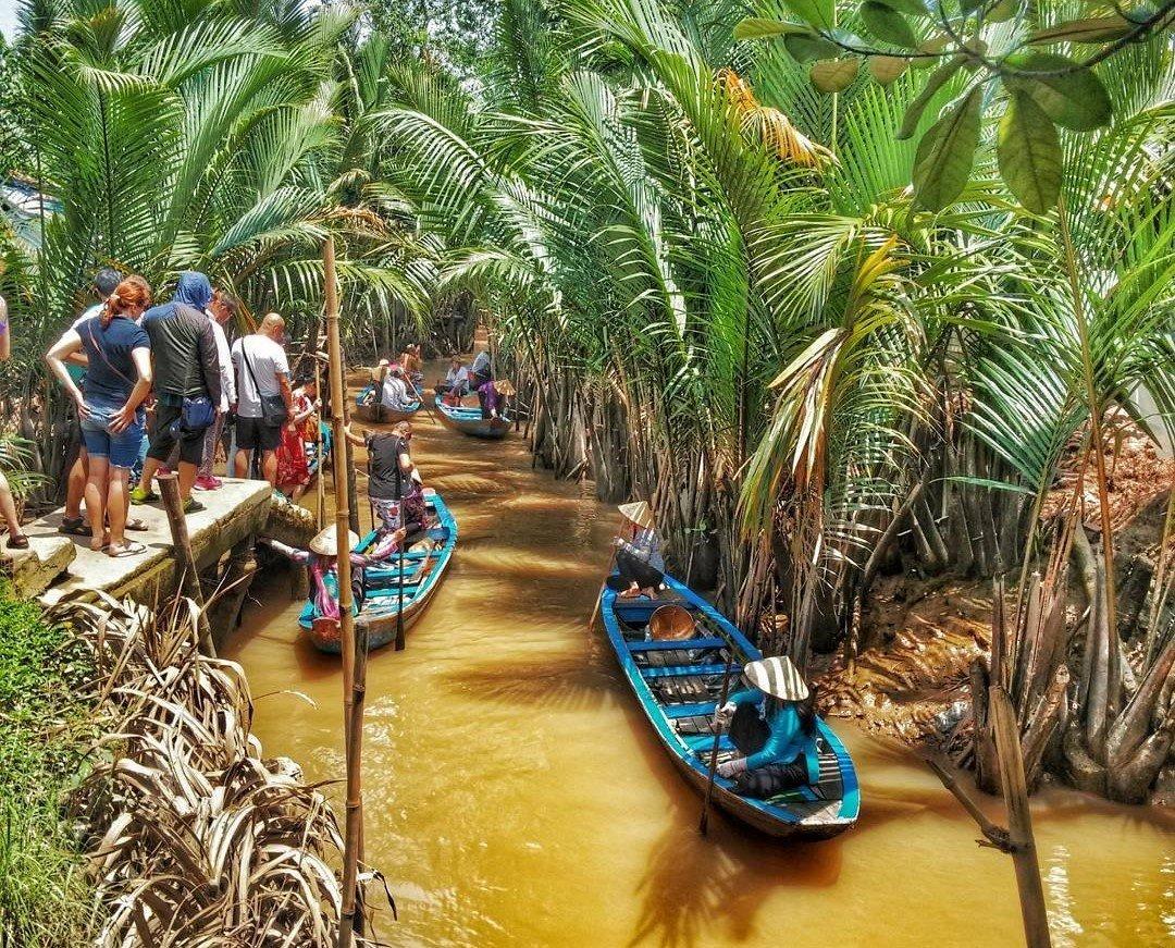 5 địa điểm du lịch Bến Tre hấp dẫn mọi du khách - Du lịch Việt Nam - du lịch Bến Tre địa điểm du lịch Bến Tre Khu du lịch Cồn Phụng Khu du lịch Lan Vương Khu du lịch Làng Bè Sân chim Vàm Hồ Vườn trái cây Cái Mơn 5 địa điểm du lịch Bến Tre hấp dẫn mọi du khách - Du lịch Việt Nam - du lịch Bến Tre địa điểm du lịch Bến Tre Khu du lịch Cồn Phụng Khu du lịch Lan Vương Khu du lịch Làng Bè Sân chim Vàm Hồ Vườn trái cây Cái Mơn